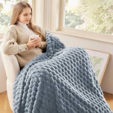 Fleece Throw Blanket For Couch & Bed - 3D Jacquard Decorative Blanket, Super Soft And Cozy Warm Fuzzy Blanket For Winter Soft Fleece Throw Blanket,Stylish Jacquard Throw Blanket For Couch, Fuzzy Cozy Lightweight For All Season