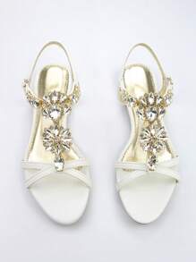 Women's Glamorous 3D Rhinestone Flower Decor Chain Strap Flat Sandals, White & Gold Color Block, PU Material, Fashion & Comfortable, Round Toe, Rear Strap, Suitable For Daily Wear & Parties