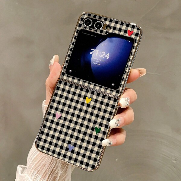 1pc Foldable Phone Case / Heart-Shaped Phone Case, Compatible With Samsung Galaxy Z Flip6 / Z Flip5 / Z Flip4