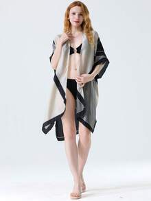 1件几何图案休闲面料和服披肩，四季皆宜。 - 黑與白 - 查看 3