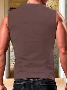 Playera Basica de Escote V con Hombros Descubiertos para Hombre - Café integral - Ver 3