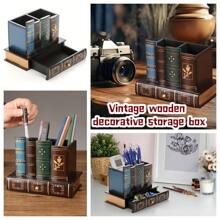 1 Stück Vintage Europäischer Holz Stifthalter, Aufbewahrung & Organisation: Büroorganizer für zuhause, Stiftaufbewahrungsbox, Fach-Behälter, Retro Stiftbecher, dekorativer Holz-Falschbuch-Look, multifunktionaler kreativer Mode Stifthalter mit Schublade - Schreibtischorganizer und dekorative Aufbewahrungsbox, Rückkehr zur Schule Zubehör, Bürobedarf, Schulmaterial, Dorm-Bedarf, Geschenk für Familie und Freunde, Geburtstagsgeschenk, Valentinstag Geschenk, Neujahr Geschenk, Feiertags Geschenk, Party Bedarf