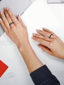 QYDCX Anel de Hematita para Mulheres, Homens e Unissex, Anel Magnético Genuíno de Pedras para Equilíbrio de Ansiedade e Chakra Raiz, Absorver Joia de Energia Negativa Tamanho 6-12