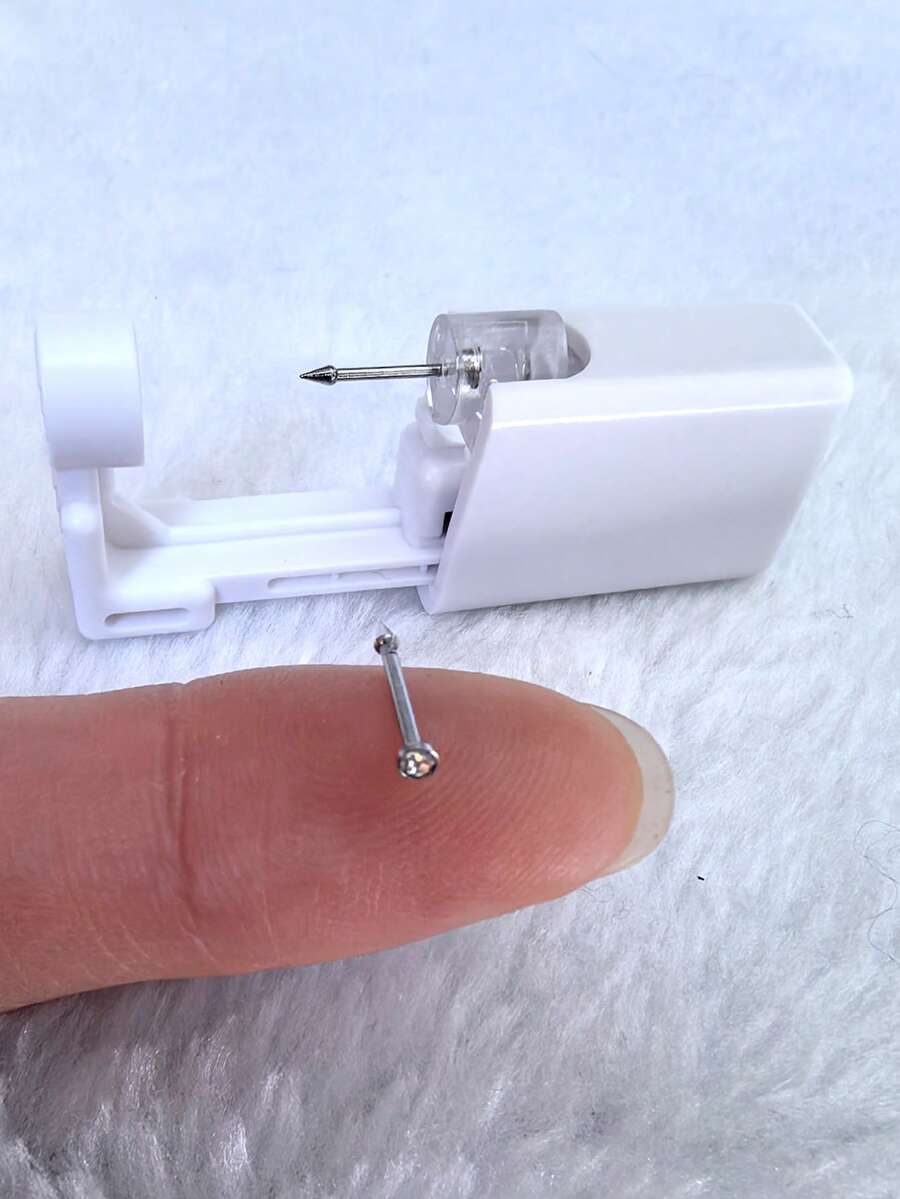 便携式、易于使用的一次性鼻穿孔工具，配有穿孔针 - 白色 - 查看 1