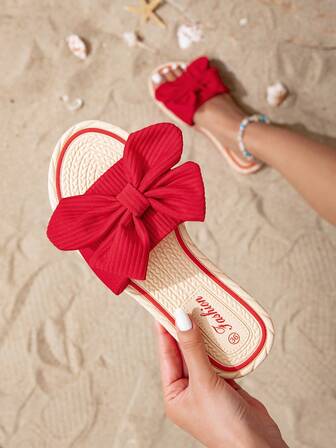Summer Elegant, Classic, Minimalist Fashion Ladies Plastic Slippers With Anti-Skid Outdoor Beach Decals