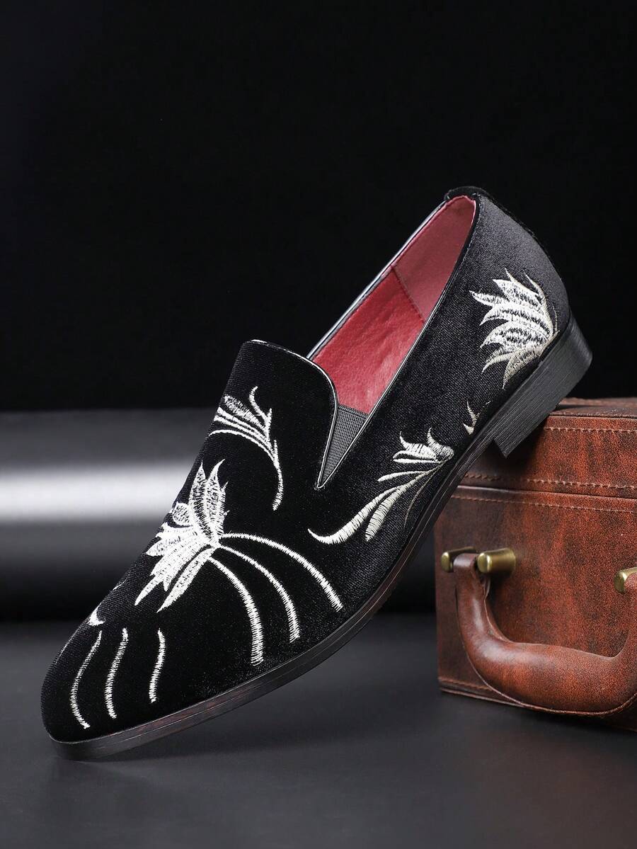 Men's Versatile Casual Plain Canvas Slip-On Loafers, Suitable For Spring, Summer, Autumn And Winter - Black - View 1