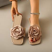 Women Floral Slip-On Slippers, Fashion Flat Strap Summer Sandals - Khaki - View 4