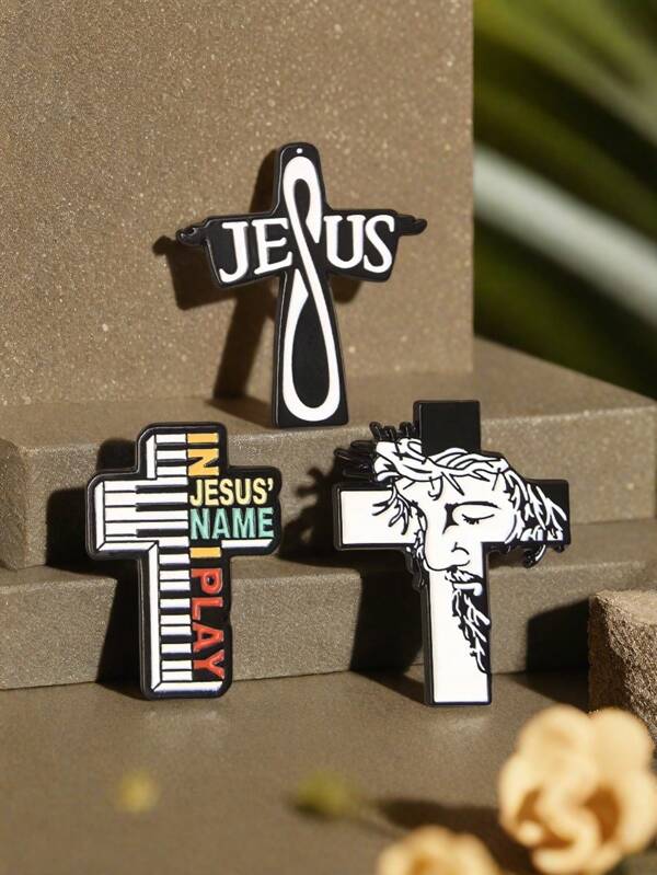 Creative JESUS Cross Brooch, Piano-Key Cross Lapel Pin Accessory For Clothes, Backpacks, Gifts For Friends And Classmates On Holidays And Gatherings