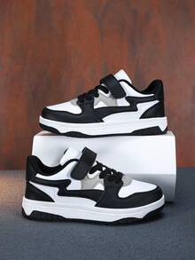 可调节钩环青年滑板鞋，撞色适合日常穿着，易于穿脱，防滑 TPR 鞋底，学生休闲运动鞋