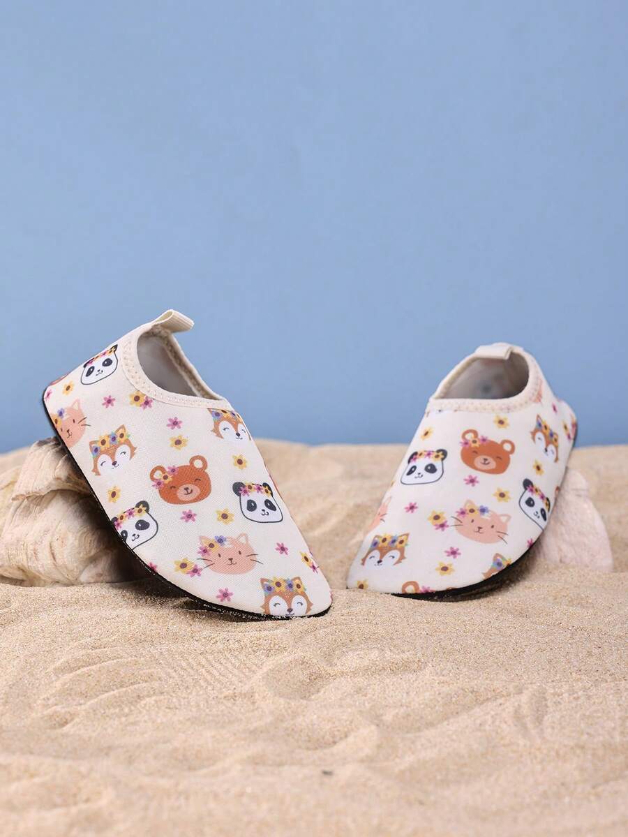 1 Pair Kids Outdoor Sport Casual Fashionable Non-Slip Breathable Cartoon Design Boys Girls Beach Sandals, Dinosaur/Unicorn Water Shoes, Yoga Shoes - White - View 1