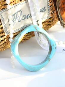 Brazalete de resina asimétrico de viento retro de lujo, nuevo brazalete de primavera y verano de madera de pino natural, brazalete de barra obligatoria de trébol de cuatro hojas, joyería diaria, pero también adecuado para vacaciones, fiestas, pasarelas, uso como regalo(madera de pino natural, vetas y marcas de madera son normales)