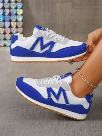 2025 New Fashion Blue & White Patchwork Sneakers, Made Of Soft, Comfortable And Breathable Quality Canvas And Suede Materials. Classic Blue And White Colorblock Design Is Versatile. Simple And Elegant Design, Comfortable And Durable, Suitable For Daily Wear, Sports, Leisure, Shopping And Various Occasions. The Non-Slip And Wear-Resistant Sole Provides Extra Reassurance. The Stylish And Appropriate Design Is Suitable For All Occasions.