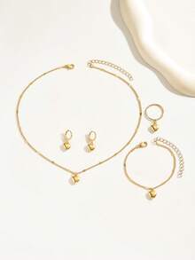 5 件女士简约时尚心形吊坠项链、戒指、耳环和手链套装，适合日常通勤和个性化