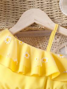 2pcs/Set Girls Casual Ruffle Trim Spaghetti Strap Tank Top And Ditsy Floral Mesh Skirt Set - Yellow - View 3