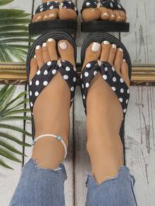 Women's Elegant Classic Outdoor Anti-Slip Beach Flip Flops, Spring/Summer - Black and White - View 6