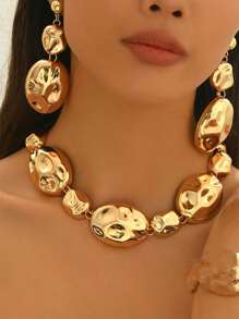 Set de 3 collares metálicos geométricos elípticos elegantes y carismáticos de estilo europeo y americano a la moda