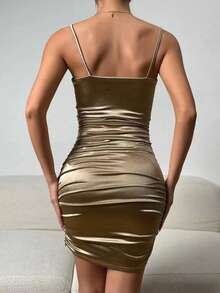 Vestido Ajustado de Tirantes con Bajo Fruncido - Dorado - Ver 2