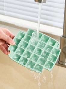 1 pieza Molde de cubitos de hielo de PET con interruptor de liberación con un solo toque, dos opciones de color clásico, asa de transporte conveniente en la tapa, extracción de hielo sin esfuerzo, perfecto para uso doméstico y actividades al aire libre, ideal para cócteles y bebidas refrescantes