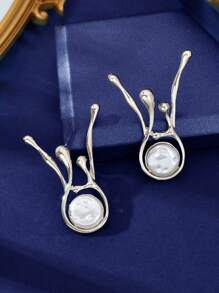 1 par de aretes de botón con diseño de arte de fuego plateado y decoración de perlas falsas como regalo del Día de la Madre, para fiestas de verano, diario y festivales