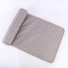 Esterilla para mascotas para dormir, tapete refrescante de verano, cama para gatos y esterilla para perros, adecuado para mascotas medianas y pequeñas, material antideslizante en la parte inferior, resistente a la suciedad y fácil de limpiar.