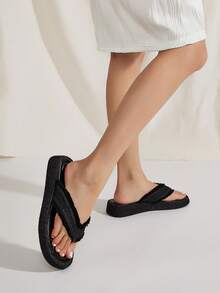 Black Washed Canvas Flip Flops With Soft Non-Slip Thong, Thick Sole, Fashionable New Style, Comfortable & Versatile For Indoor/Outdoor Wear, Suitable For All Seasons. (Note: The Toe Area Of New Shoes May Be A Bit Stiff, Recommend Wearing At Home For A Few Times To Break In Before Wearing Outdoors To Reduce Friction) - Denim Black - View 9