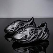 Foam Runners Shoes For Men Women Soft Cloud Slides Slippers Non-Slip Walking Sandals Beach Platform Pillow Sandals Lightweight Slip-On Foam Runners Outdoor Quick-Drying Sports Slides. - 黑色 - 查看 8
