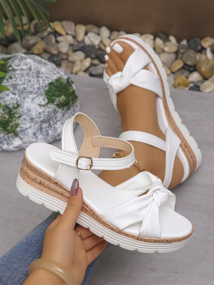 Grandes tailles croisées États-Unis 6-9 Nouvelles sandales compensées blanches plates-formes mode décontractée d'été, sandales blanches simples à enfiler pour le port quotidien en extérieur avec bout ouvert pour dames