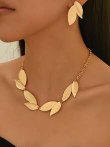 3 Peças Conjunto de Colar e Brincos Minimalista e Elegante para Mulheres, Colar de Corrente com Pingente de Folha Dourada Geométrica na Clavícula, Jóias de Metal Versáteis para Verão, Férias, Uso Diário