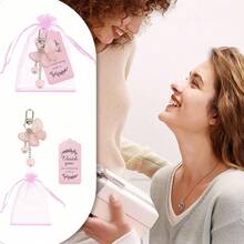 31 件/1 套蝴蝶钥匙扣纪念品套装，母亲节附感谢卡和粉色布袋 - 非常适合婚礼、单身派对 | 友谊和爱情主题礼物 - 彩色 - 查看 10