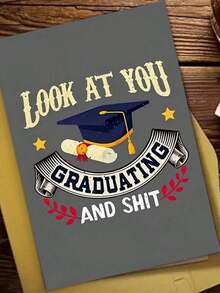 1 pieza de Tarjeta de Bendición de Graduación (con sobre adjunto), fabricada en papel de alta calidad y con un diseño único de birrete de graduación. Es muy adecuada para ceremonias de graduación de escuela secundaria y universidad, y también se puede regalar a compañeros de clase o amigos. Además, se puede usar como accesorio para decorar el fondo de fiestas de graduación. - multicolor - Ver 5