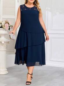 Robe élégante en mousseline de soie et dentelle à encolure ronde sans manches, coupe grande taille - Bleu marine - Voir 1