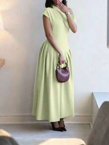 SMILE CHIC 女式长款 A 字连衣裙，优雅的不对称领口，无袖，褶皱细节，略有弹性的梭织面料，适合度假和日常穿着