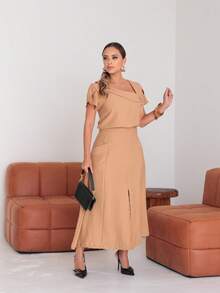 Skirt And Blouse Set In Twill Viscose Short Sleeve Blouse With Boat Neckline Midi Skirt With Flared Model With Pockets And Front Slit - 卡其色 - 查看 6