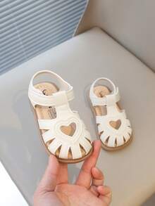 New Baby Girls Heart Decor Closed Toe Sandals, Soft Skid-Proof Sole, Comfortable & Lightweight, Suitable For Summer