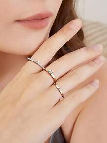 Conjunto de 3 anéis de aço inoxidável com zircônia cúbica, banhados a ouro 18K, hipoalergênicos, estilo elegante, adequados para uso diário e festas femininas, presente