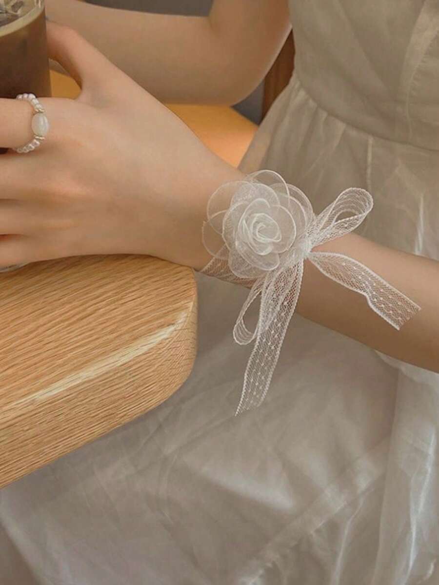 1 件女士白色优雅欧根纱花卉、蕾丝和丝带细节腕花，新娘/伴娘婚礼装饰，情人节 - 彩色 - 查看 1