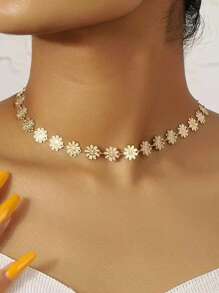 1 colar floral minimalista e elegante