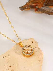 1 Piece Of Light Luxury Elegant Stainless Steel Rotatable Multi-Color Flower Pendant Necklace Elegant And Fashionable Representative Jewelry Suitable For Daily/Banquet/Party Wear Holiday For Girlfriend For Girlfriends