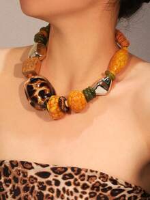 1 chiếc vòng cổ họa tiết da báo màu ngọc lam phong cách Bohemian có hạt gỗ và đá nhiều màu bất đối xứng, vòng cổ choker thời trang phóng đại dành cho phụ nữ, thích hợp để đeo hàng ngày, dự tiệc và đi nghỉ - Nhiều màu - Xem 3