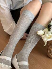 1 par de calcetines de punto liso con aplicación de encaje sobre la rodilla, calentadores de piernas con rayas verticales/de cuadrícula, calcetines de media caña con puño estriado y empalme, medias altas respirables con rayas verticales para JK