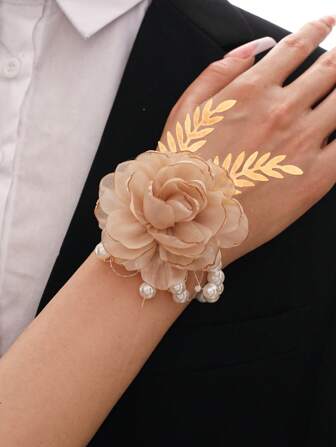 1 pièce Fleur de poignet pour femme pour demoiselle d'honneur, mariée, fête de mariage, bracelet de décoration de fleur de camélia champagne artificielle avec perle pour le bal, la fête, le mariage