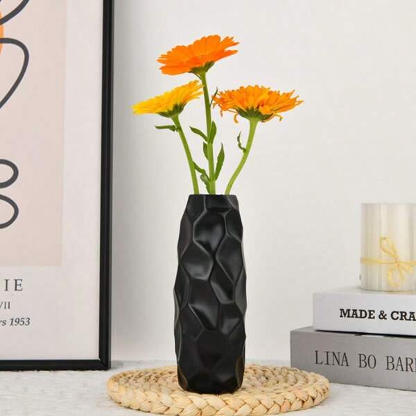 1pc Collectible Figurine A Solid Color Resin Vase. Artistic High-End Resin Vase. Creative Home Living Room Decoration For Fresh Flowers. Solid Color Modern Minimalist Flower Vase For Arranging Flowers.