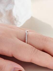AIHUASI 1pc Certified 925 Sterling Silver With Rhodium Plated Hypoallergenic Wedding Bands For Women 1.3*1.3mm Round Cut Dazzling Moissanite Diamond Curved Wishbone Stacking Eternity Rings Fine Jewelry Gift