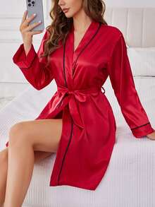 1 Stück Damen einfarbiger eleganter Gürtel-Morgenmantel, sexy kurzer seidiger weicher bequemer Schlafanzug für den Hausgebrauch, Herbst, zu Weihnachten, Winter