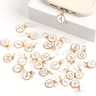 1个26字母铂金色双面同色合金金属镀层吊坠，透明硅胶手机耳机平板电脑Kindle防尘塞吊坠配件，手机充电口装饰，适合作为小礼物，防水防尘，兼容 Lightning/Type-C及其他安卓/苹果17/16/15系列手机