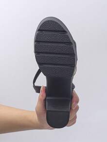 2026 New Arrival Round Toe Thick Bottom Chunky Heel Strap Buckle Elegant Sexy Party Fashion Platform High Heel Women Sandals - Black - View 6