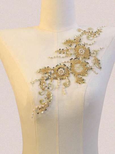 经典刺绣蕾丝、铆钉、珍珠、水晶亮片网布装饰花卉贴片，服装配饰DIY材料，尺寸：长27-36厘米，宽11-15厘米