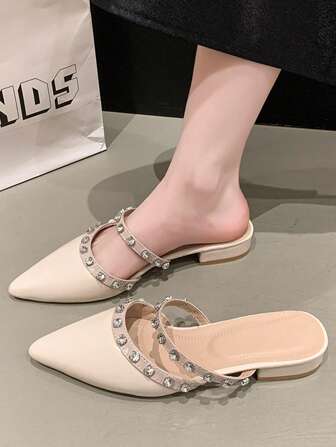 2025 Autumn Women's Flat Shoes With Rivet Chunky Heel Closed Toe Mules, New Fashion Slides To Wear With Skirt, Pointed Toe Low Heel Rhinestone Soft Leather Slip-On Shoes