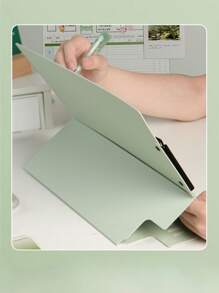 1 قطعة لوحة إرفاق قابلة للطي عمودية لتنظيم الملفات، أفقي أو عمودي متاح ، لوح كتابة محمول للتلخيص والتنظيم، لوحة بلاستيك بسيطة، مناسبة لإدارة مستندات العائلة، كتابة ورق A4، رسم الوقت الحر، لوازم المكتب، أعمال يدوية، أثاث المنزل، لوازم رسم ولوحات السفر