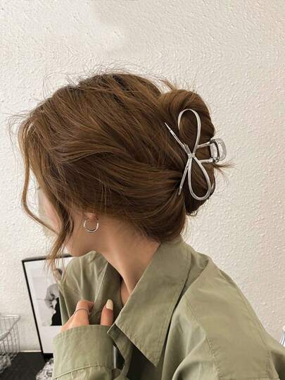 1pc Elegant Silver Butterfly Claw Clip, Versatile For Bun Hairstyle, Work And Daily Wear Hair Clips Hair Jaw Clip Hair Clamps Hair Clutch Hair Claw Clip, Casual Fall Winter Hair Accessories For Women Bows For Vacation Outfits Woman
